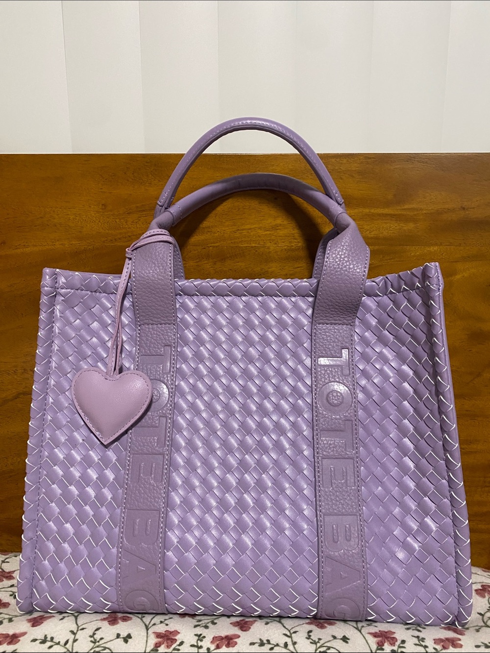 Lavender Woven Tote with Heart Charm - Designer-Inspired Carryall